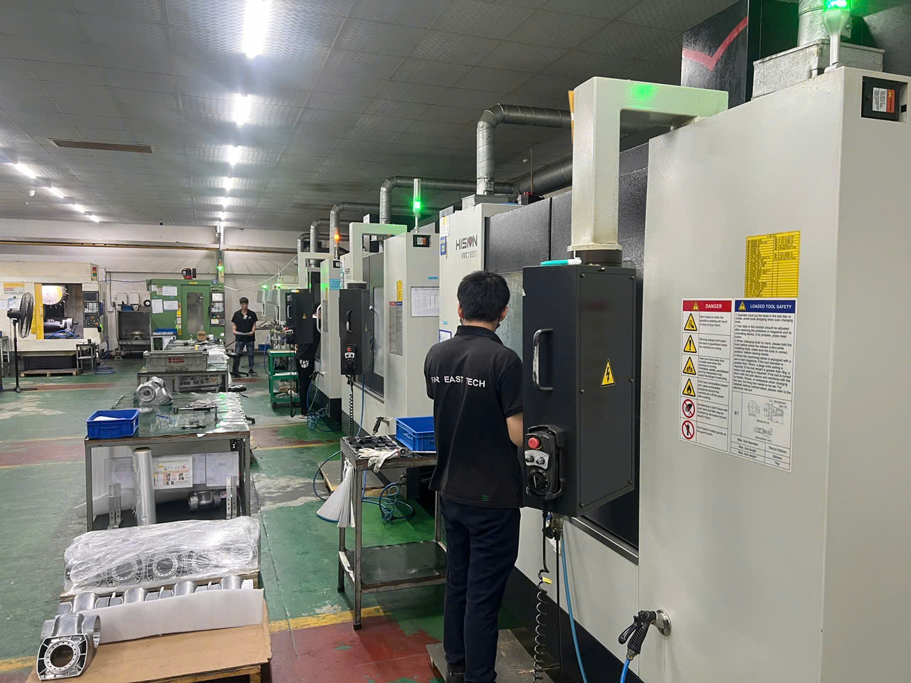 HISION VMC1000II vertical machining center line in production at Factory 01